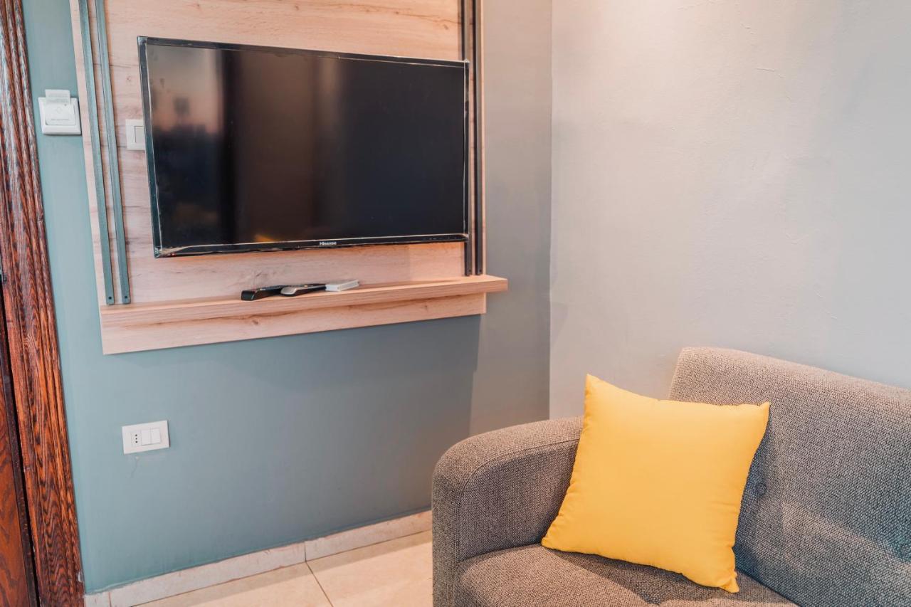 Baden Hotel Suites Амман Экстерьер фото