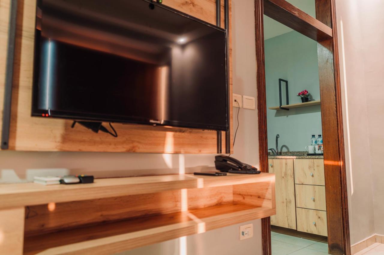 Baden Hotel Suites Амман Экстерьер фото