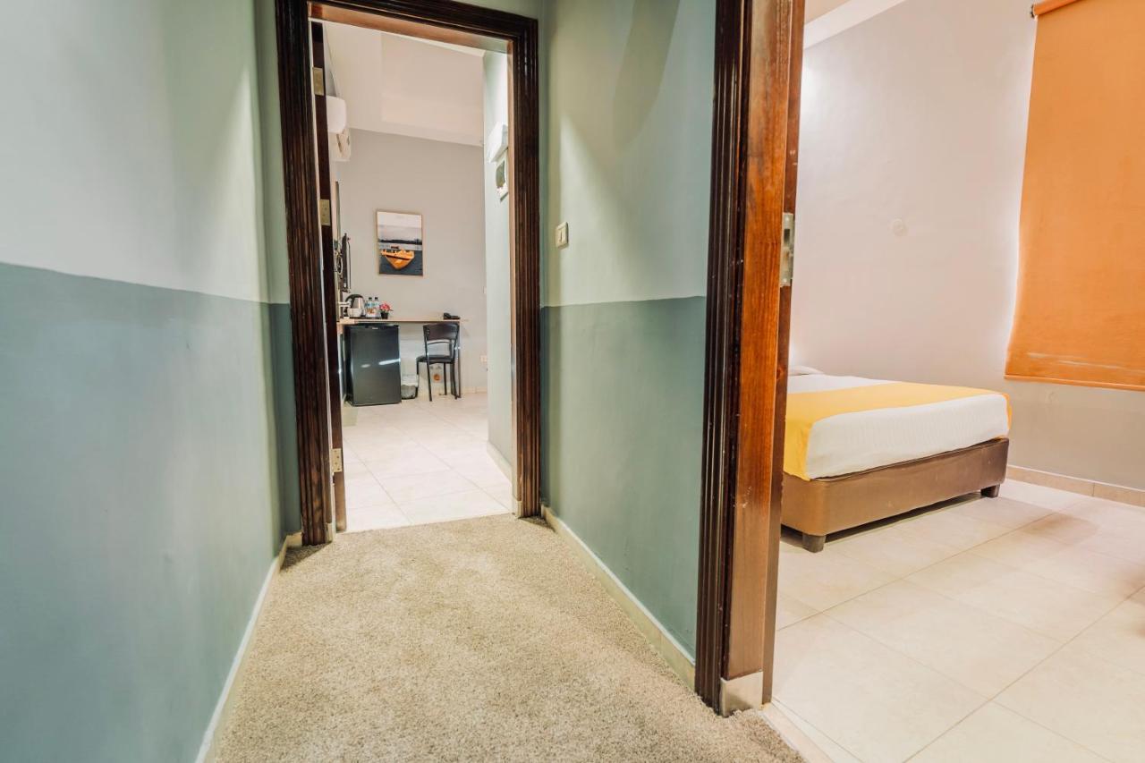 Baden Hotel Suites Амман Экстерьер фото